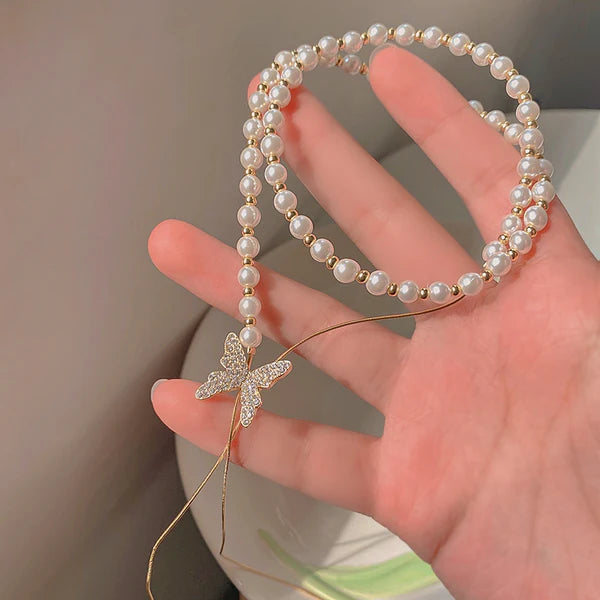 Colar de pérolas borboleta + brincos de presente